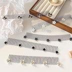 U-Shape Flower Hair Clip – Decorative Styling Accessory